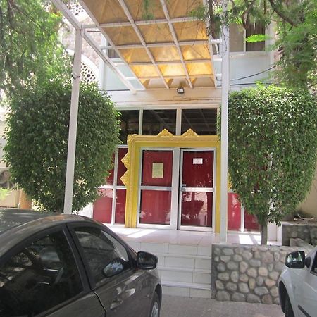 Qurum Beach Hotel Muscat Exteriör bild