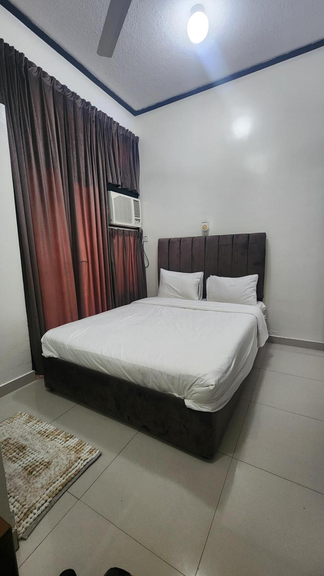 Qurum Beach Hotel Muscat Exteriör bild